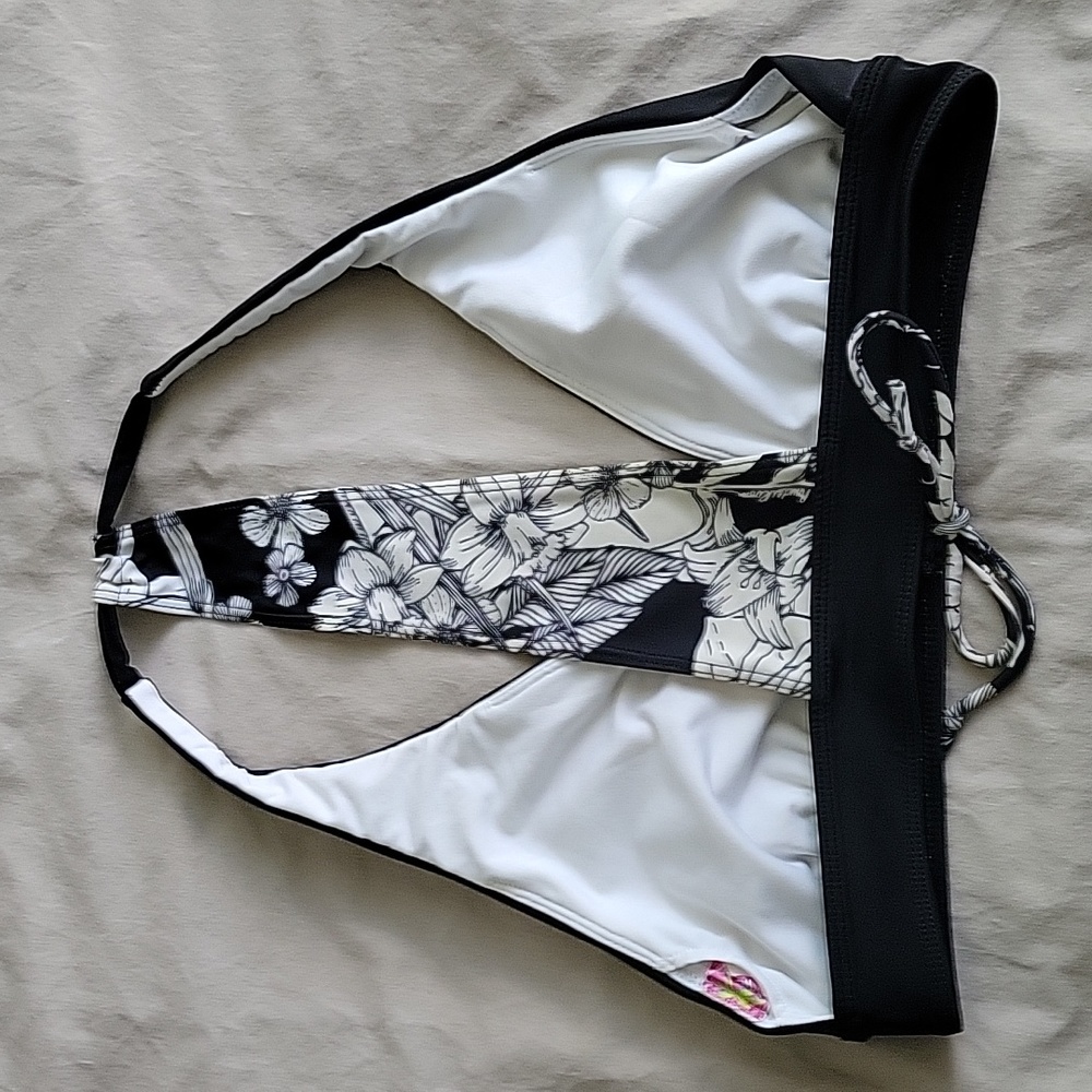 Powder room 2-piece bikini - Picture 3 of 8